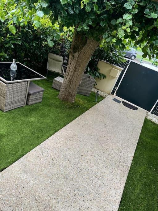 Superbe Duplex-15 Min Disneyland Villa Croissy-Beaubourg Bagian luar foto